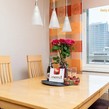 Korter Luxury Suites - Viru Keskus By Rikas Hotels