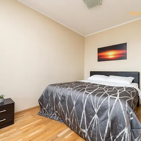 Korter Luxury Suites - Viru Keskus By Rikas Hotels